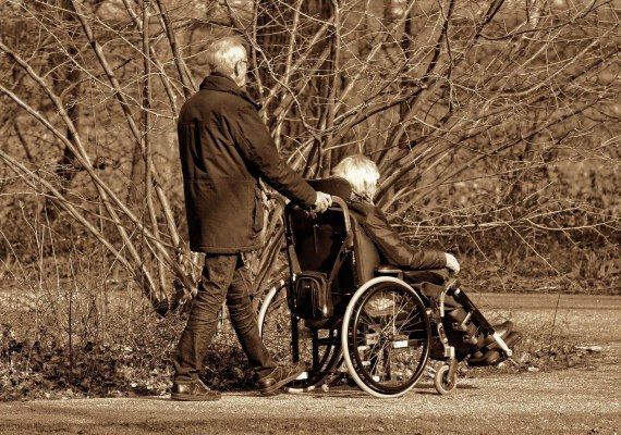 Fürsorge | © Mabel Amber, still incognito... auf Pixabay Fürsorge | © Mabel Amber, still incognito... auf Pixabay