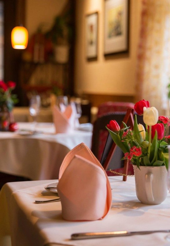 &copy; Weinhaus Weiler