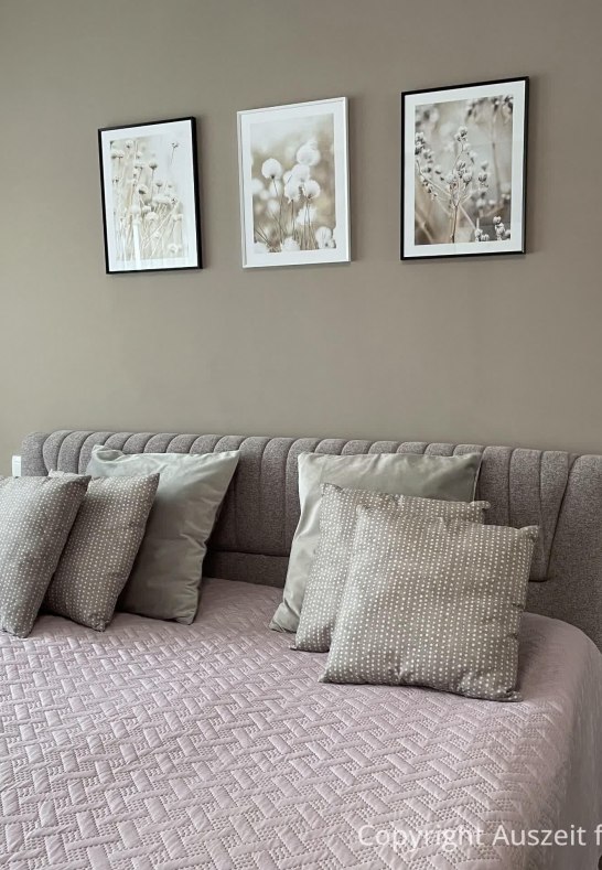 Schlafzimmer | &copy; FEWO Auszeit f&uuml;r Genie&szlig;er in Koblenz