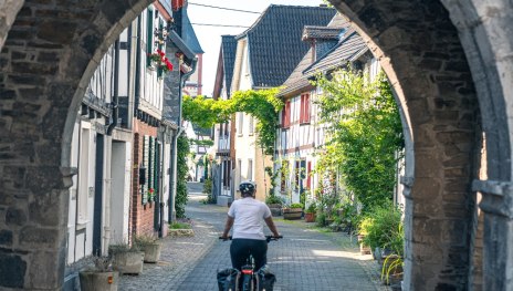 Historisches Stadttor in Erpel | © Maximilian Semsch, Romantischer Rhein Tourismus GmbH