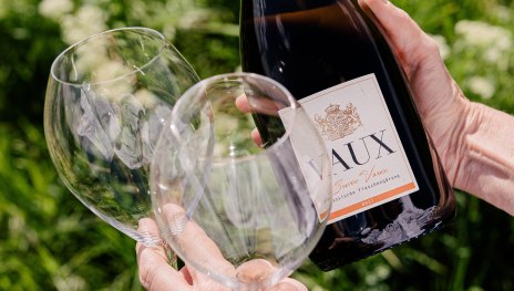 Schloss Vaux Sekt | &copy; VAUX, Sandra Fehr/Heroes of Riesling