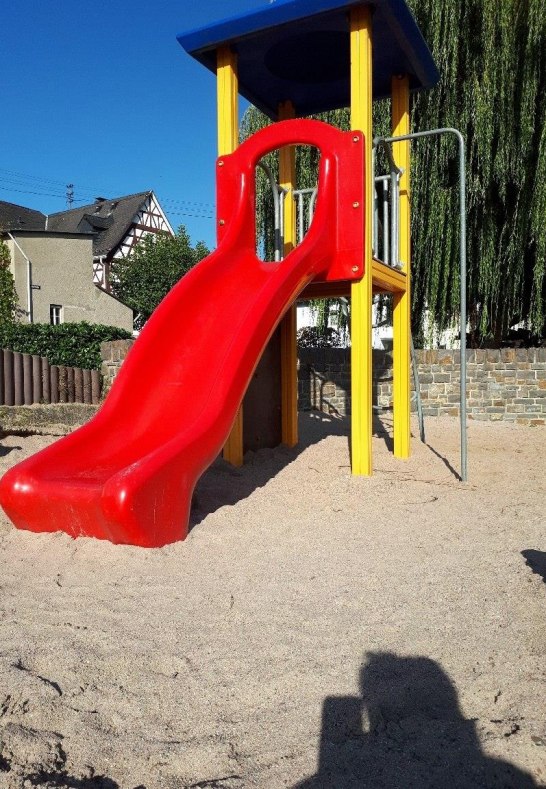 Rutsche | © Gemeinde Spay, Thomas Becker Rutsche | © Gemeinde Spay, Thomas Becker