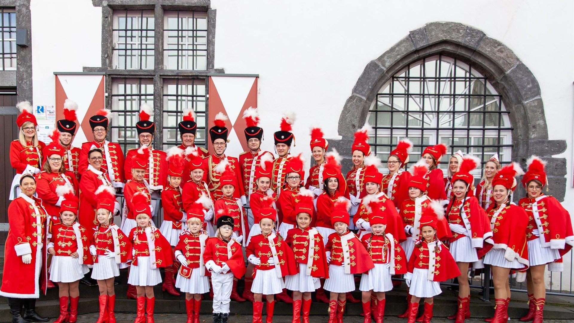 Tanzcorps Rote Husaren 1 | © Maximilian Klein Tanzcorps Rote Husaren 1 | © Maximilian Klein