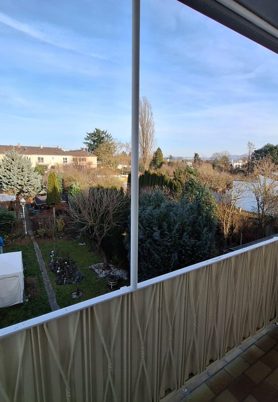 Balkon, angrenzend zur K&uuml;che mit Blick ins Gr&uuml;ne | &copy; Koblenz-Touristik GmbH, J. Assenmacher