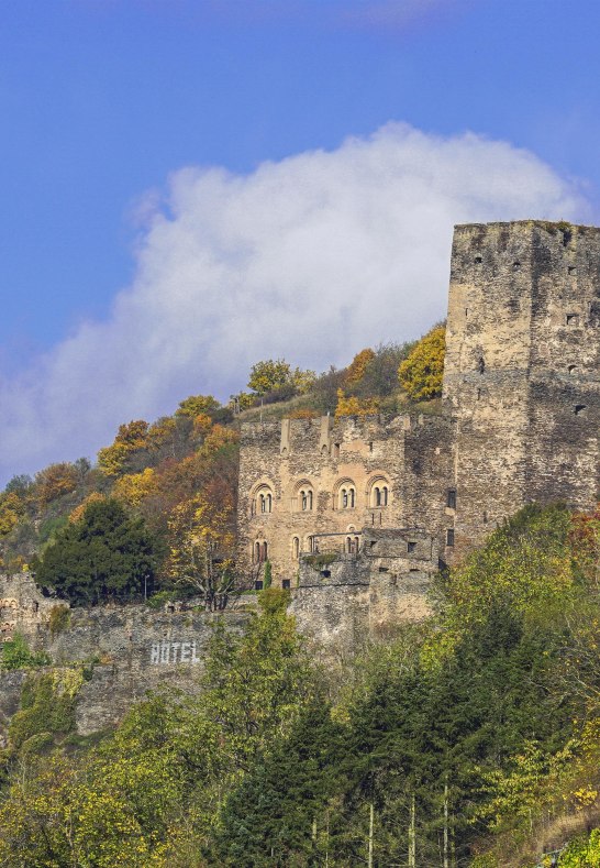 Burg Gutenfels im Herbst | © Friedrich Gier Burg Gutenfels im Herbst | © Friedrich Gier