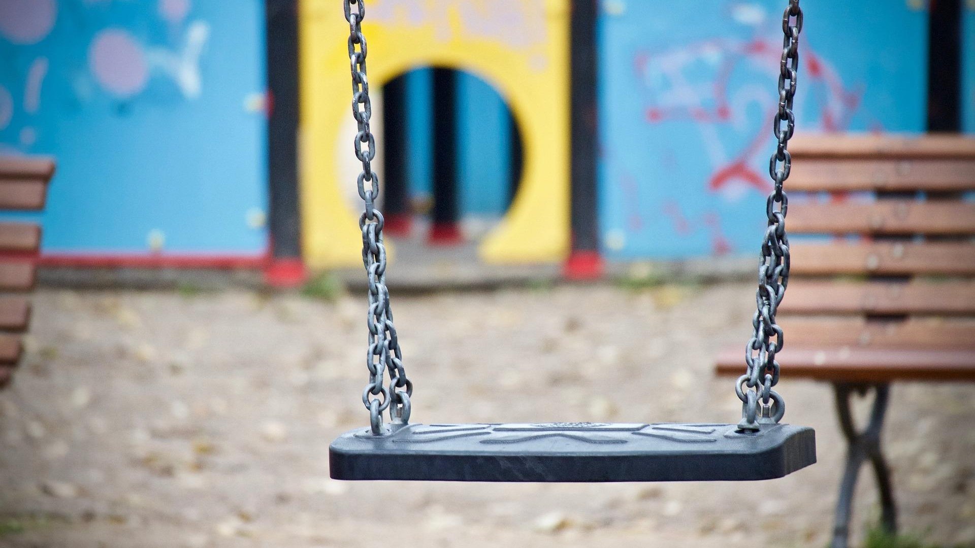 Spielplatz | &copy; Luisella Planeta Leoni auf Pixabay