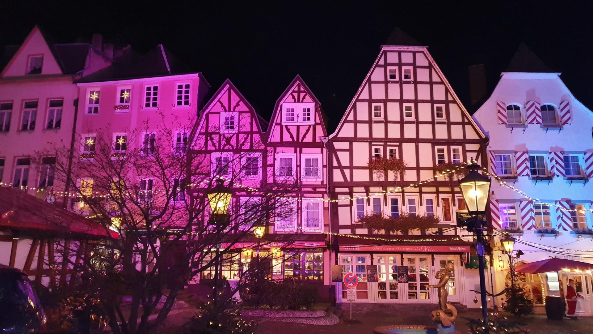 Linzer Weihnachtszauber 2 | © MBE Licht- & Tontechnik, Marcus Borchert Linzer Weihnachtszauber 2 | © MBE Licht- & Tontechnik, Marcus Borchert