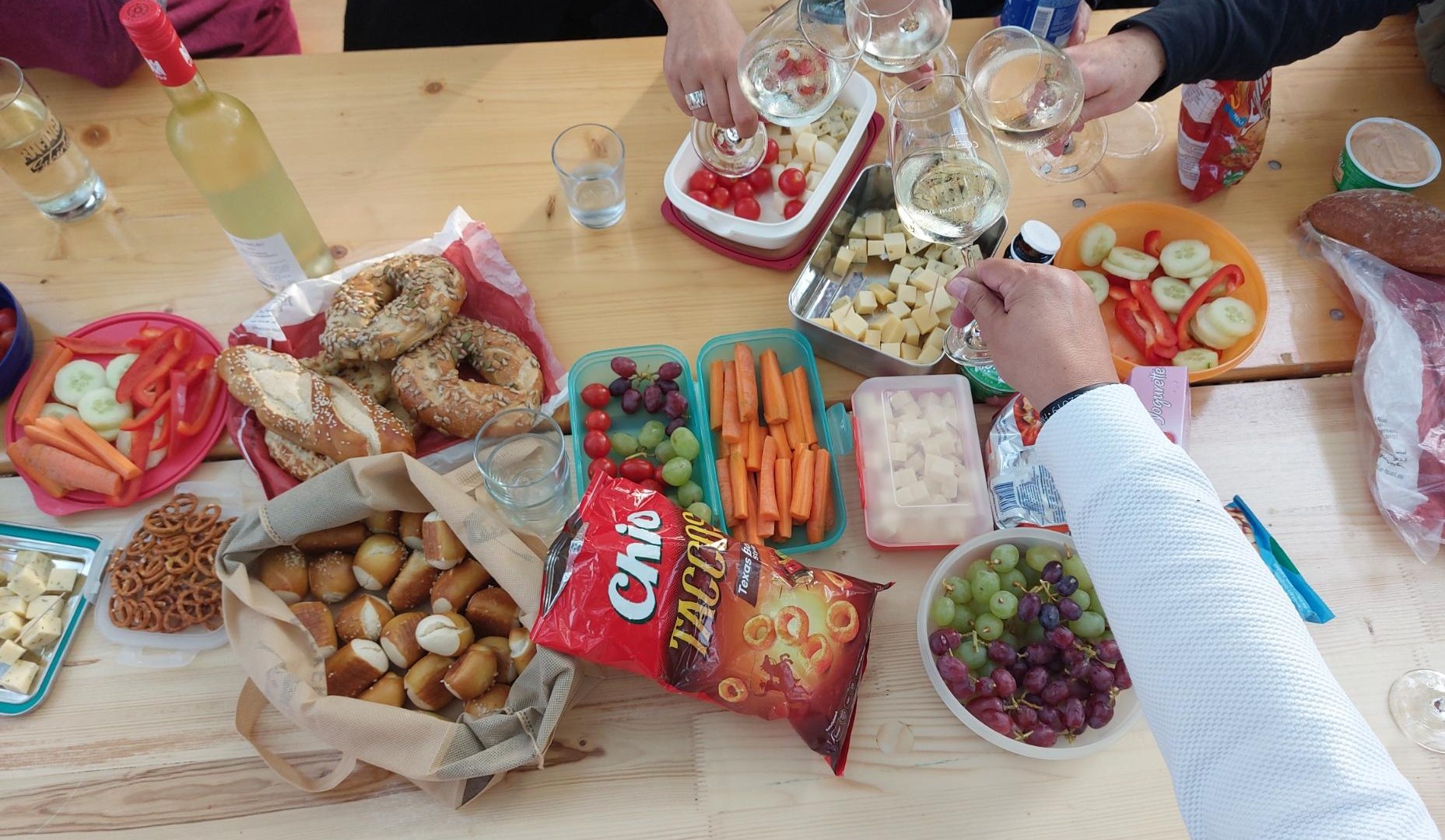 Weinstand in den Lorcher Rheinanlagen - Picknick | © Sabrina Klassen