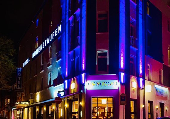 Au&szlig;enansicht Nacht | &copy; Hotel Hohenstaufen