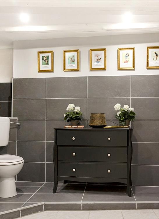 Bad | &copy; Eidens-Holl