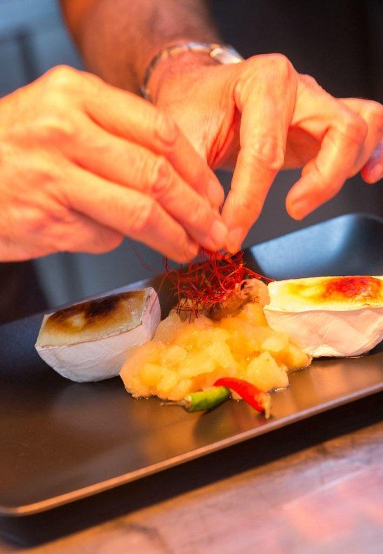 Dish up Food at Hotel Weinhaus Weiler | &copy; Weinhaus Weiler