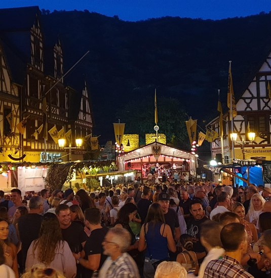 Weinmarkt | &copy; T. Castor Oberwesel