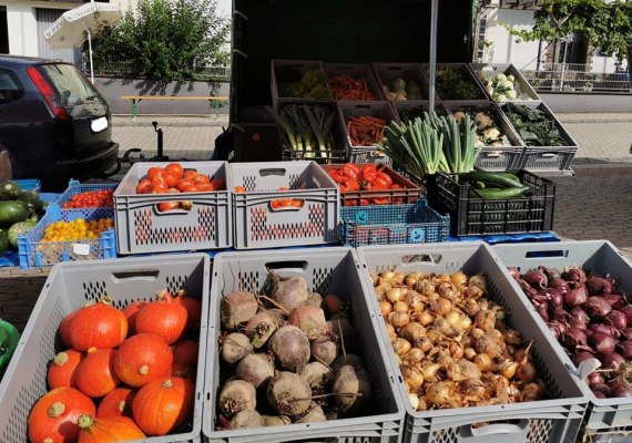 Marktstand | &copy; Familie Kirschh&ouml;fer