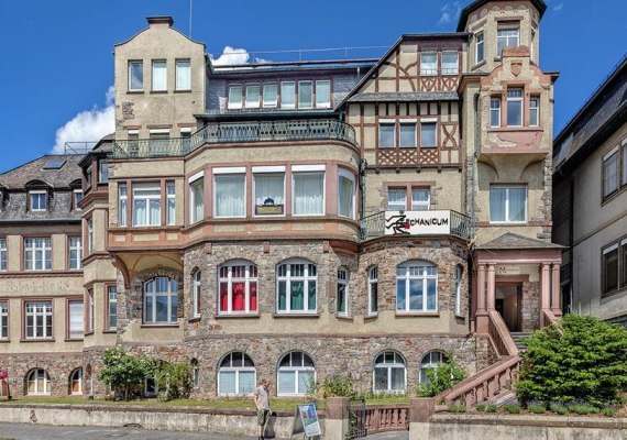 Mechanicum au&szlig;en | &copy; Marlis Steinmetz