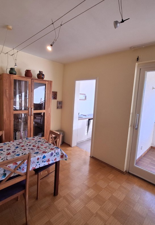 Esszimmer mit offener K&uuml;che | &copy; Koblenz-Touristik GmbH, J. Assenmacher