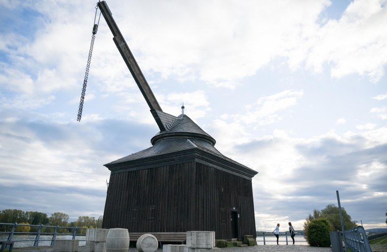 Weinverladekran Oestrich-Winkel | &copy; Saskia Marloh
