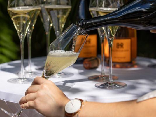 Sekt & Erdbeere | © Balthasar Ress Sekt & Erdbeere | © Balthasar Ress