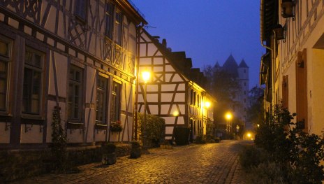 Stimmung_KF_Burg_Blauestunde_Burgstr_Nacht2019 (1) | © Stadt Eltville am Rhein