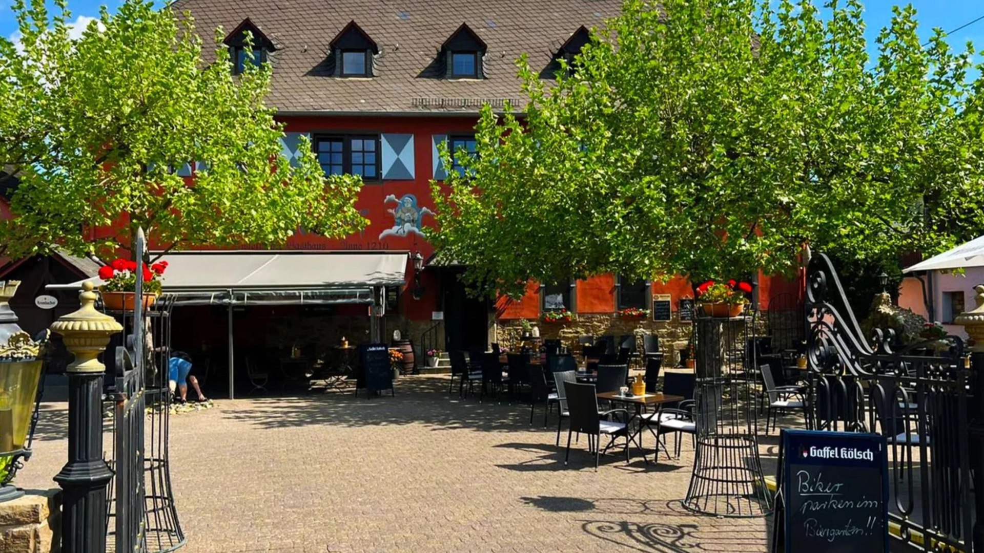 M&ouml;nchhof - Biergarten | &copy; M&ouml;nchhof