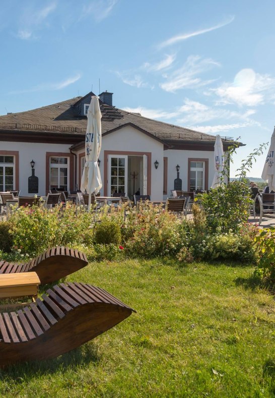 Weinbar K&uuml;nstler at Pfaffenberg 53 | &copy; Dom&auml;nenweingut Schloss Sch&ouml;nborn