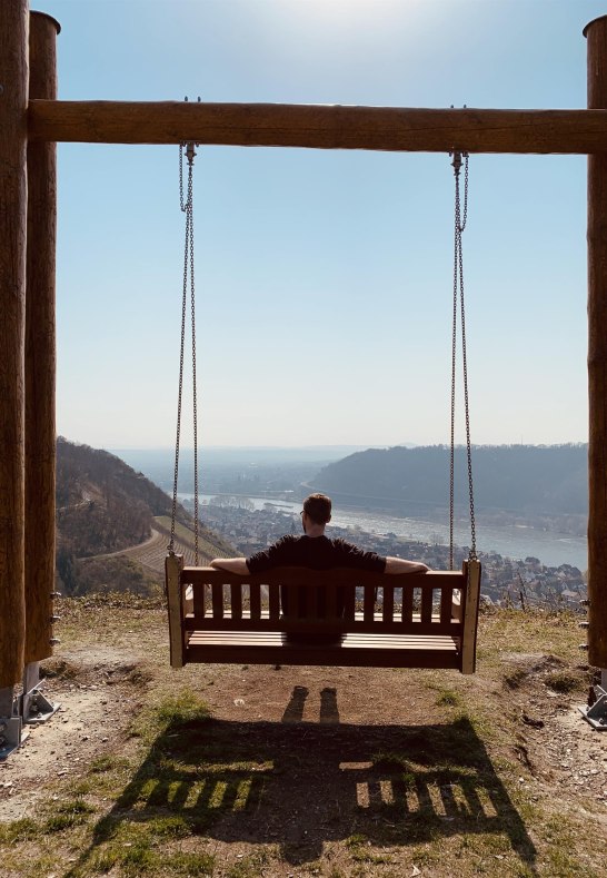 Weinbergschaukel mit Weitblick | © Romantischer Rhein Tourismus GmbH Weinbergschaukel mit Weitblick | © Romantischer Rhein Tourismus GmbH