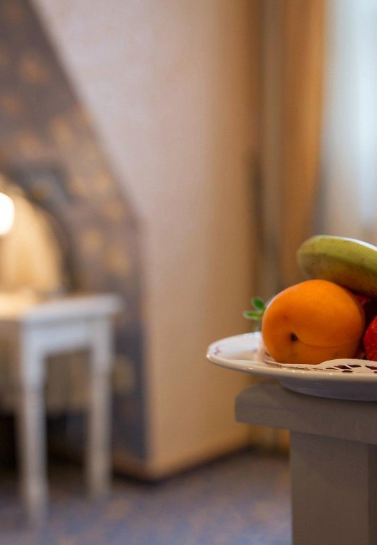 &copy; Weinhaus Weiler