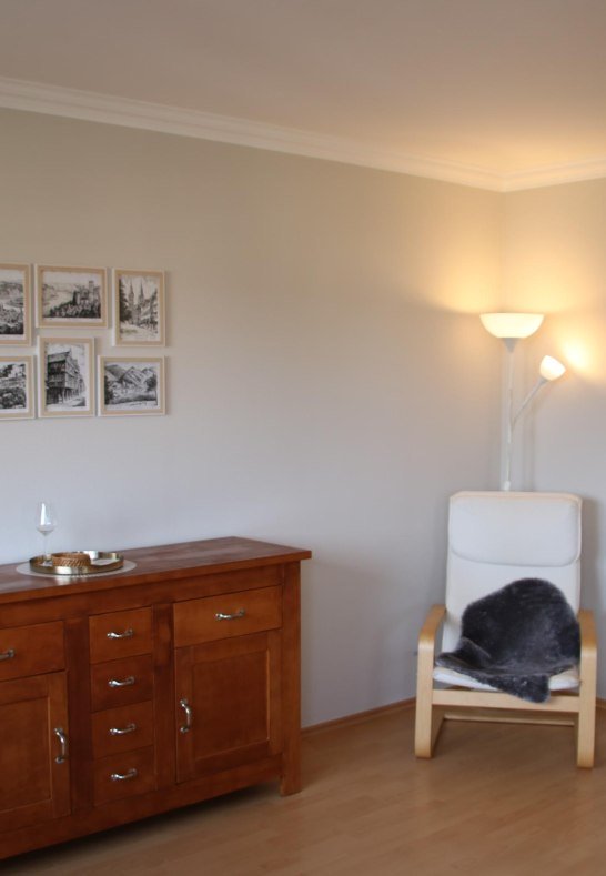 Lesestuhl | &copy; Fam Heidebrecht