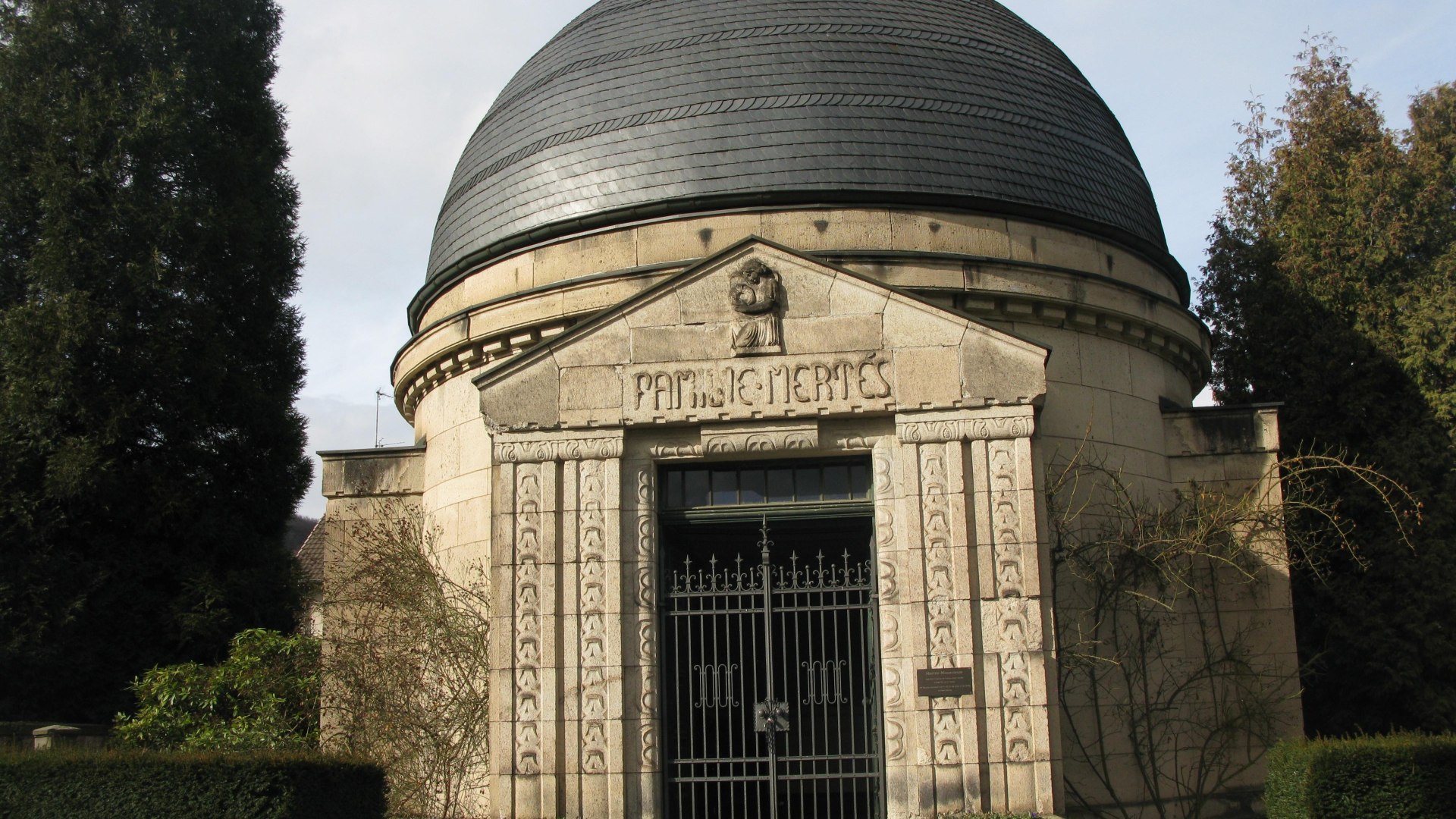 Mausoleum im Jugendstil | © Tourist-Information Bad Breisig Mausoleum im Jugendstil | © Tourist-Information Bad Breisig