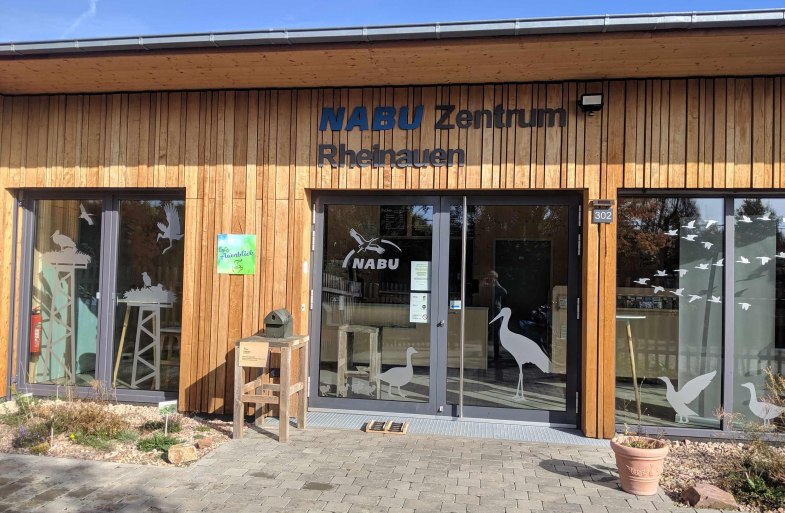 Eingang Nabu Zentrum | © Nabu Zentrum Rheinauen Eingang Nabu Zentrum | © Nabu Zentrum Rheinauen