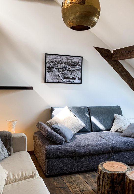 Atelier, Wohnzimmer, Schlafsofa | &copy; Greive