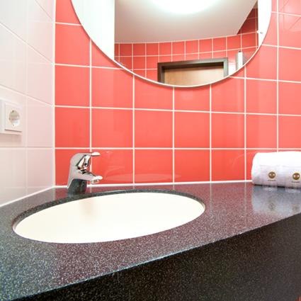 Sanit&auml;re Anlagen/ restrooms