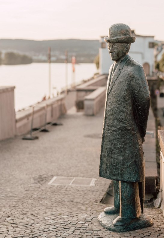 Robert-Krups-Denkmal auf dem Deich | &copy; Zimpfer_Photography