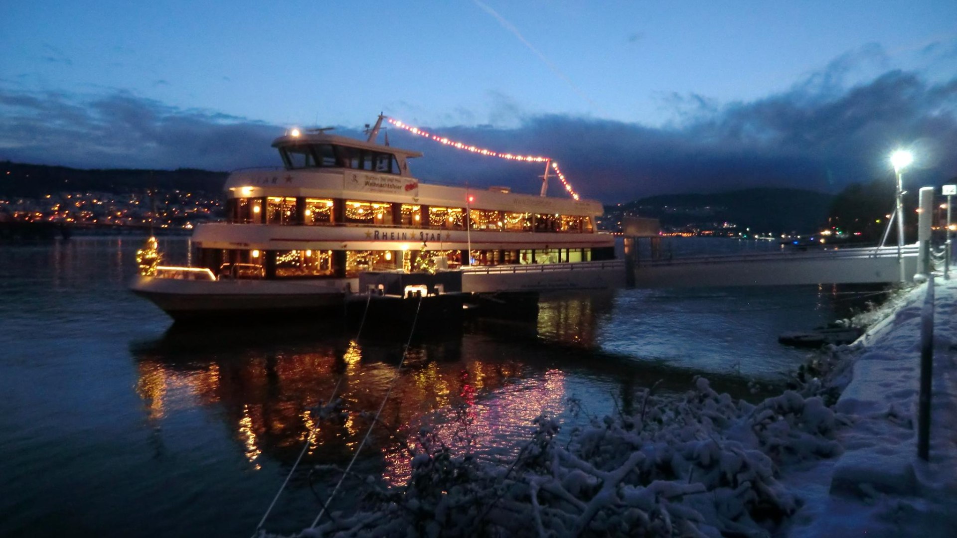 Weihnachtliche Fahrt | © Rössler Linie Weihnachtliche Fahrt | © Rössler Linie