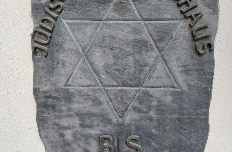 Gedenktafel | © Tourist-Information Erlebnis Rheinbogen Gedenktafel | © Tourist-Information Erlebnis Rheinbogen