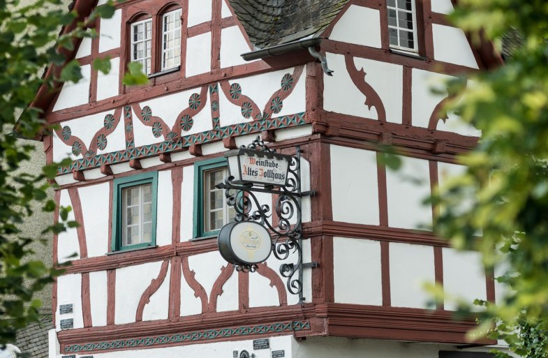 Altes Zollhaus an der Rheinpromenade | &copy; Dominik Ketz/Romantischer Rhein Tourismus GmbH