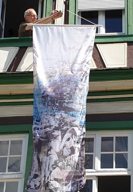 LINZUNDKUNS Fahnen | &copy; Wolfgang Diegmann