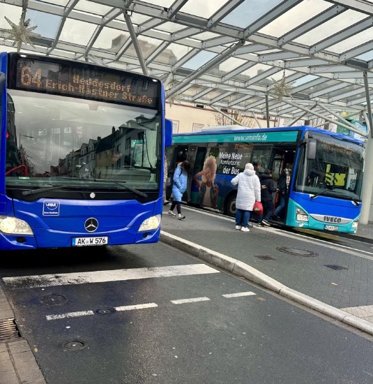Busbetrieb am MiniZOB | © Pressebüro der Stadt Neuwied