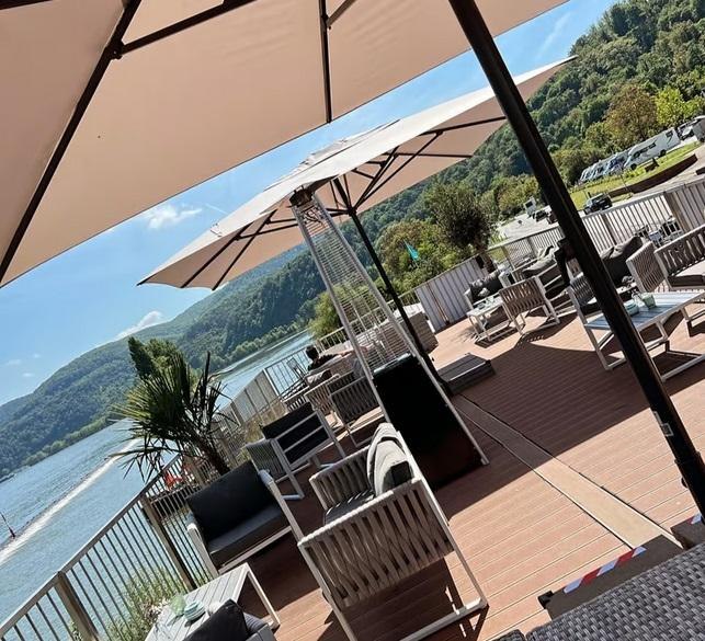 Terrasse | © Quelle: Gemeinde Osterspai_ Zimmermanns Terrasse | © Quelle: Gemeinde Osterspai_ Zimmermanns