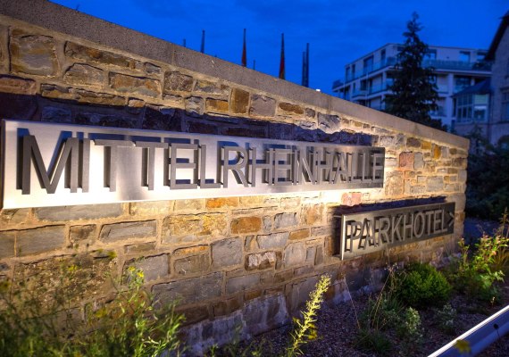 Mittelrheinhalle aussen | &copy; 90 Grad Photography/Hilger&Schneider Gbr