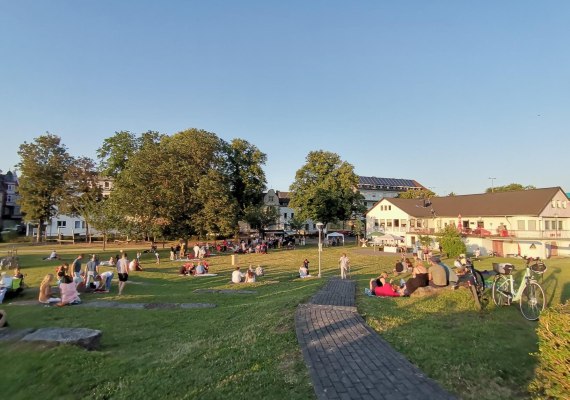 Goetheanlage beim R(h)einchillen | © Rämer Goetheanlage beim R(h)einchillen | © Rämer