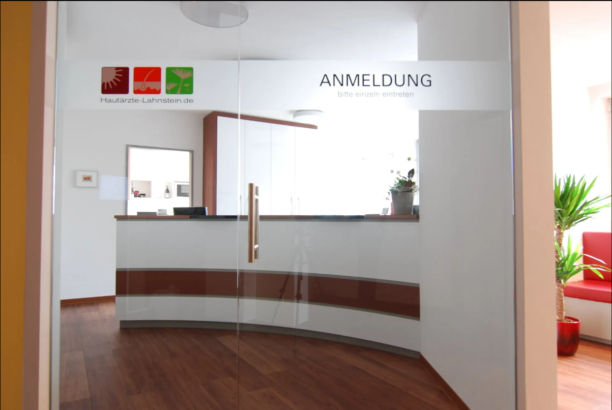 Dr. Globisch | &copy; Dr. Globisch