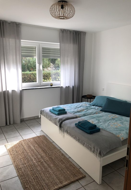 FeWo Schlafzimmer a | &copy; Silke Beth