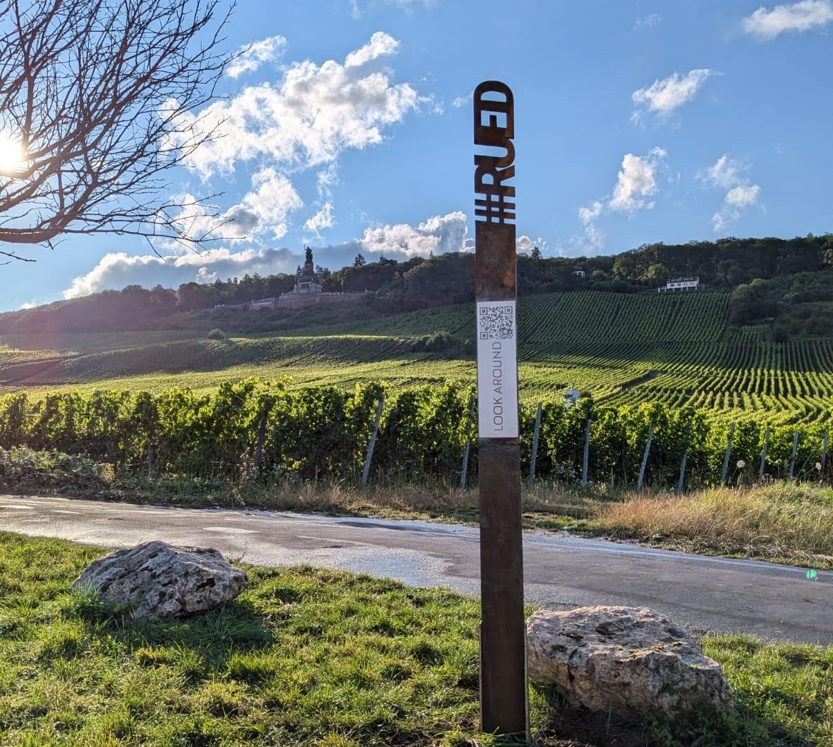 Gude Blick Ramstein - Infosäule mit QR-Code | © Birgit Bien Gude Blick Ramstein - Infosäule mit QR-Code | © Birgit Bien