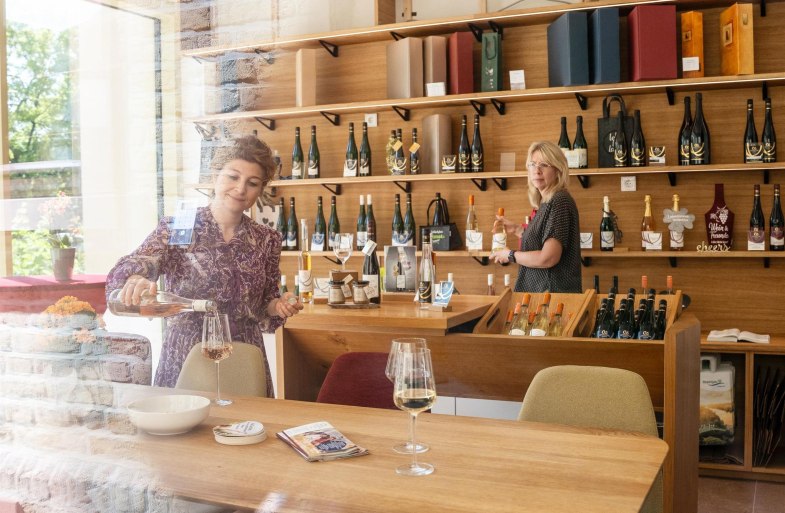 Vinothek | &copy; Weingut Offenstein Erben