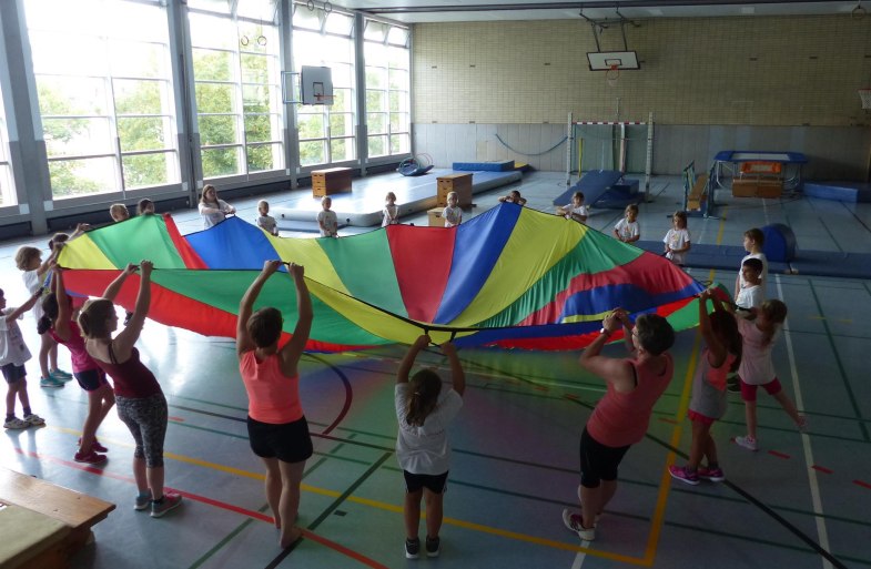 TV Linz 2 | &copy; Dennis Swirsky