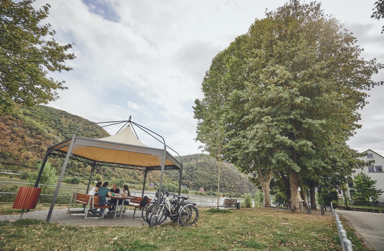 Platz | &copy; Tourist-Info Erlebnis Rheinbogen