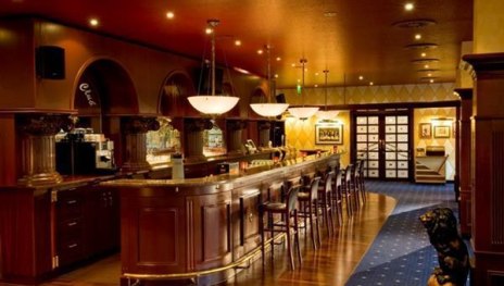 Wyndham Garden Hotel Lahnstein Bar Henry's Club1 | &copy; Wyndham Garden