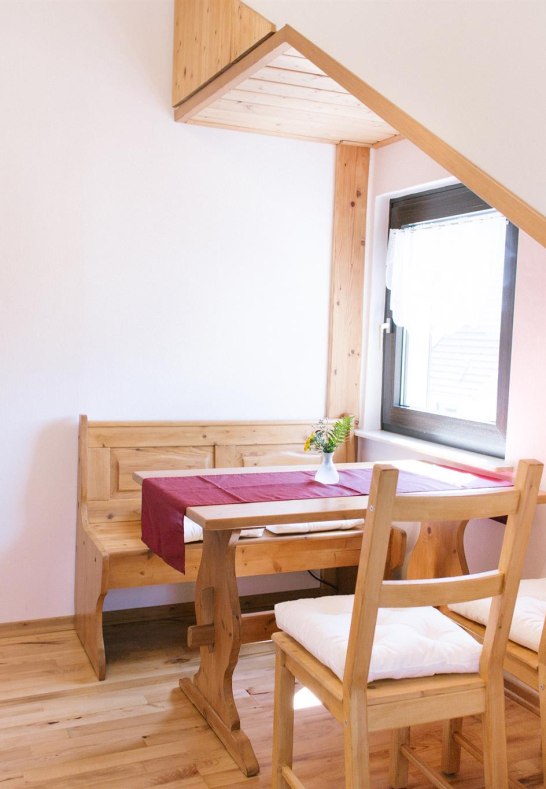 Esstisch | &copy; Ferienwohnung Am Breyer Talbach