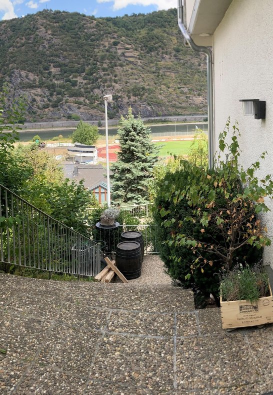Terrace | &copy; Kathrin und Pete Martin, Oberwesel