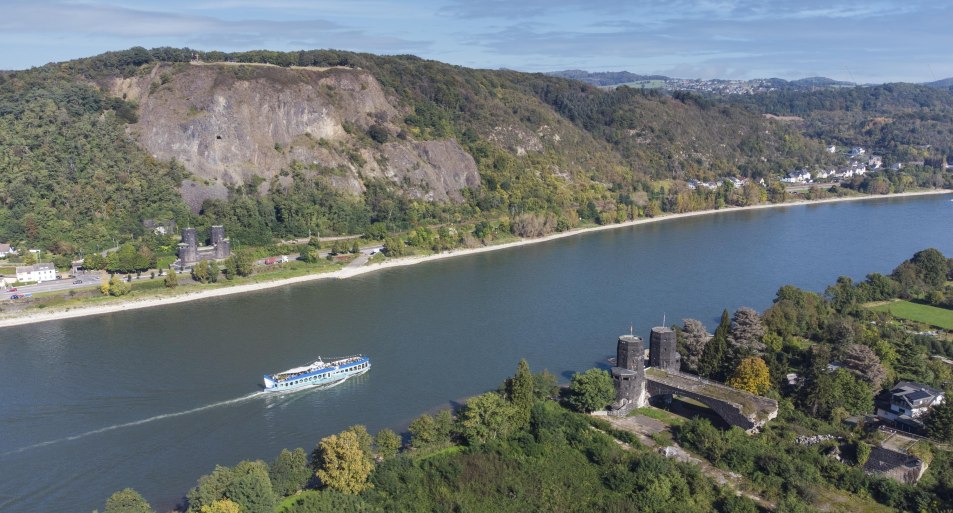 Moby Dick auf dem Rhein bei Remagen | &copy; Dan Hummel